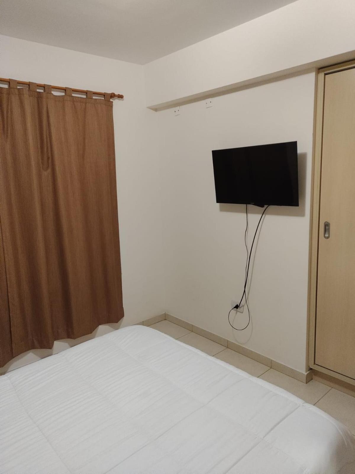 Rivadavia Aparts Apartment *